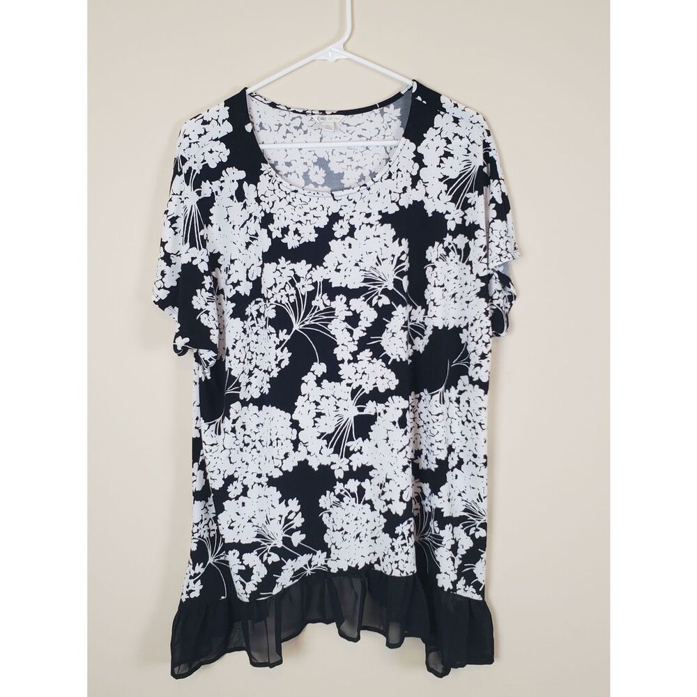 Cato Floral Black & White Asymmetrical BlouseSixe XL